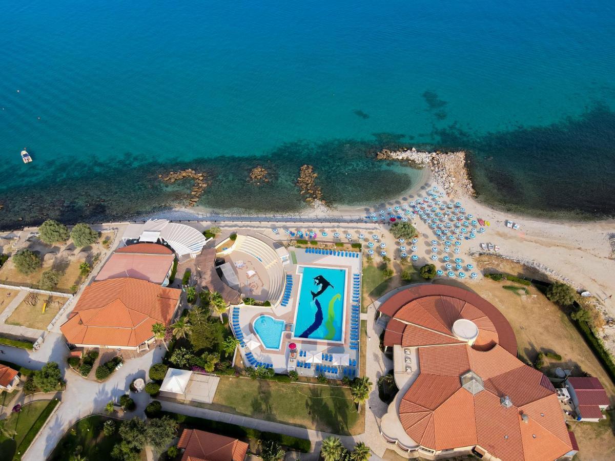 Villaggio Torre Ruffa Robinson カーポ・ヴァチカーノ エクステリア 写真